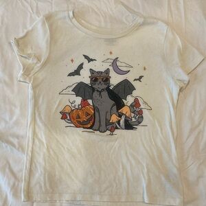 Old navy Halloween T-shirt